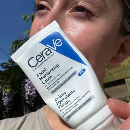 CeraVe Moisturising Lotion for Healthy Skin